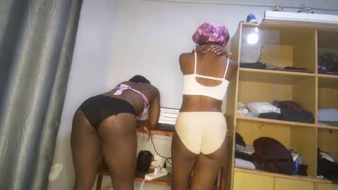 Snapshot of streetlioness chatting on September 2025 04:09:02 PM streetlioness online show from September 2025 04:09:02 PM