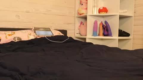 Jade online show from February 2025 05:01:01 AM