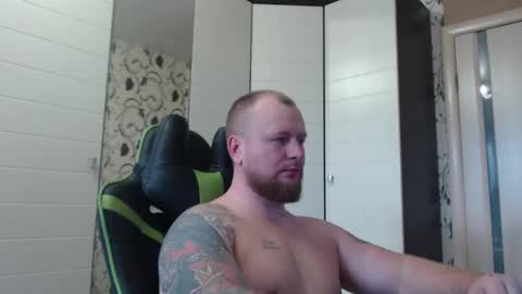 Snapshot of strongass18 chatting on October 2025 10:56:02 AM Alex online show from October 2025 10:56:02 AM