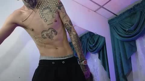 stuart_boy_ online show from December 2024 04:19:02 AM