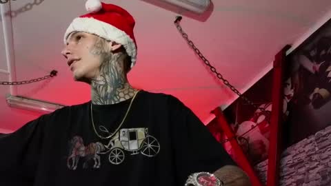 stuart_boy_ online show from December 2024 08:25:02 PM