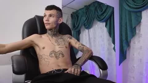 stuart_boy_ online show from January 2025 08:05:01 AM