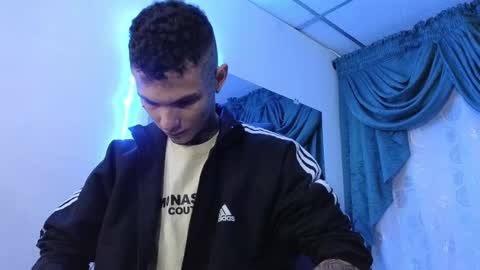 stuart_boy_ online show from January 2025 04:20:01 AM