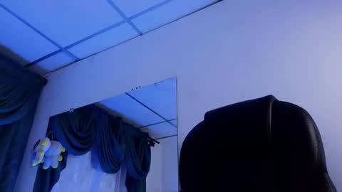 stuart_boy_ online show from February 2025 02:55:01 AM