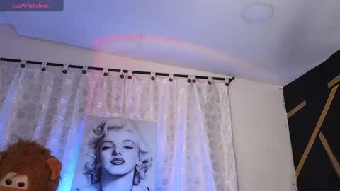 stuart_boy_ online show from March 2025 11:05:01 AM