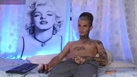 stuart_boy_ online show from March 2025 02:08:02 PM