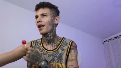 stuart_boy_ online show from September 2025 02:22:01 AM