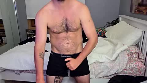 stupid_fellow online show from September 2025 06:02:01 PM