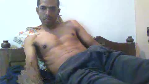 Snapshot of stylish0000008 chatting on October 2025 03:33:02 PM Indian Couple online show from October 2025 03:33:02 PM