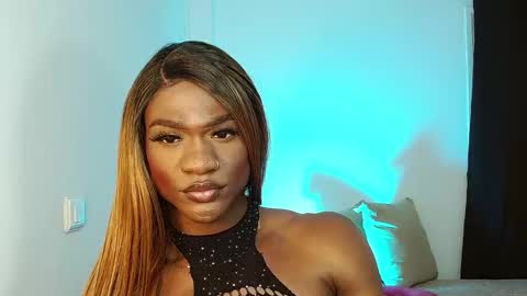 Snapshot of suannyklatten_ chatting on March 2025 02:29:02 PM Suanny Klatten It is my account independent online show from March 2025 02:29:02 PM