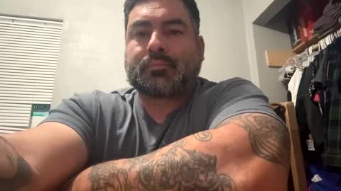 suavecito67 online show from February 2025 03:12:02 AM