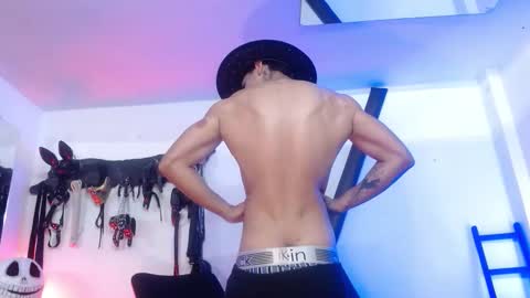 subarashi_ishi69 online show from October 2025 07:11:02 PM