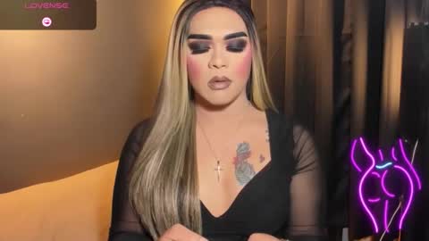 JADE ELYSE online show from November 2025 01:35:02 PM