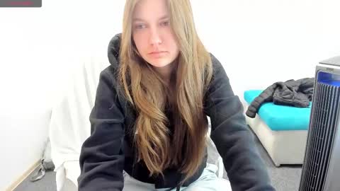 Snapshot of sugar_bunny_girl chatting on October 2025 01:31:01 AM Ariana online show from October 2025 01:31:01 AM