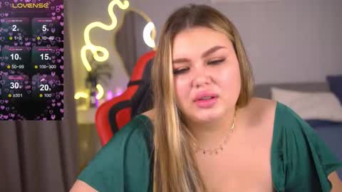 Agata online show from September 2025 03:12:01 PM