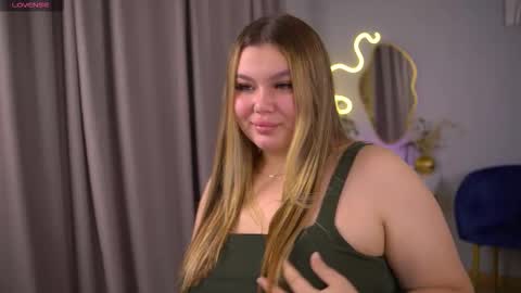Agata online show from September 2025 03:56:02 PM