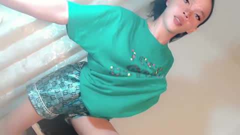 LoveSugar online show from January 2025 12:20:01 PM