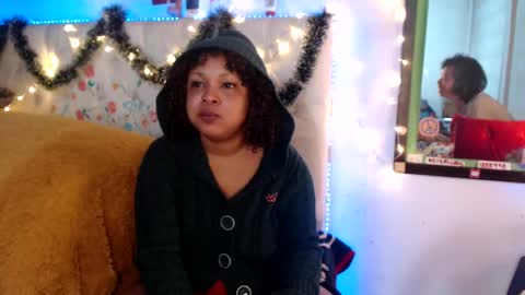 suggabrown_ online show from January 2025 07:07:01 AM