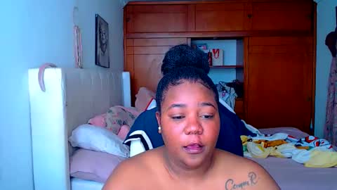 Snapshot of suggarbaby1 chatting on October 2025 07:23:02 PM Cami Back in 2 hours online show from October 2025 07:23:02 PM