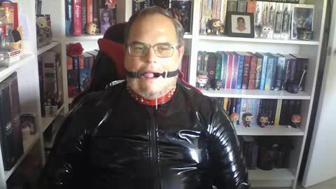 Snapshot of sumisolatex chatting on October 2025 03:21:01 PM Sumisolatex online show from October 2025 03:21:01 PM