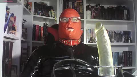 Snapshot of sumisolatex chatting on October 2025 06:31:02 PM Sumisolatex online show from October 2025 06:31:02 PM