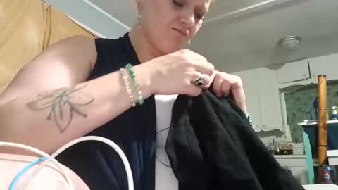 Snapshot of summerdivine69 chatting on October 2025 07:29:01 AM Summer Divine online show from October 2025 07:29:01 AM