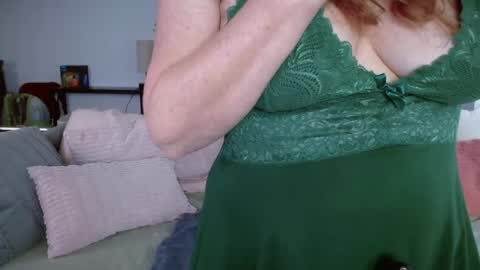 SummerKnightzzz online show from January 2025 01:09:01 PM