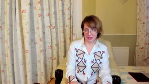 summerliza online show from December 2024 05:26:01 PM