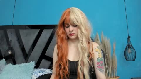 Snapshot of summerprints chatting on January 2025 01:49:01 PM Summer online show from January 2025 01:49:01 PM