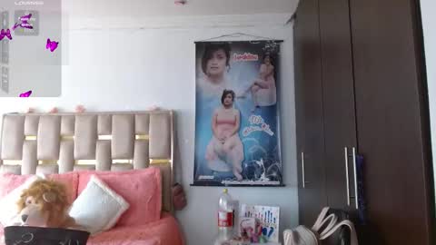 Snapshot of sunflower_dance chatting on September 2025 06:20:01 PM Jeraldine online show from September 2025 06:20:01 PM