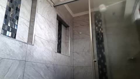 Snapshot of sunflower_dance chatting on October 2025 06:41:02 PM Jeraldine online show from October 2025 06:41:02 PM