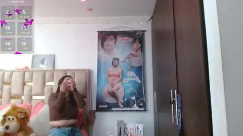 Snapshot of sunflower_dance chatting on October 2025 06:53:01 PM Jeraldine online show from October 2025 06:53:01 PM