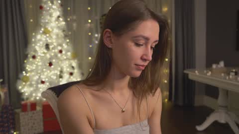Kate online show from January 2025 06:44:01 PM