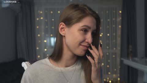 Kate online show from February 2025 06:37:02 PM