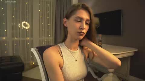 Kate online show from February 2025 03:16:01 PM