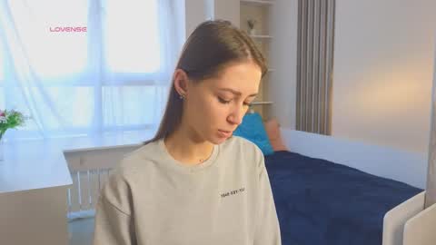 Kate online show from October 2025 03:28:02 AM