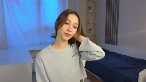 Kate online show from October 2025 03:29:02 AM