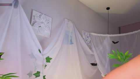 Becky online show from November 2025 01:18:02 AM