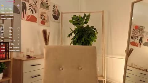 Kiki online show from September 2025 01:07:02 AM