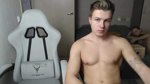 Snapshot of sunny1girl chatting on February 2025 07:33:01 AM Alice and Sergey online show from February 2025 07:33:01 AM