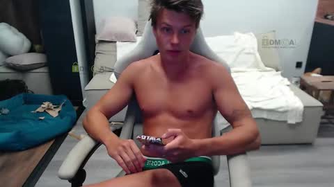 Snapshot of sunny1girl chatting on September 2025 08:49:02 AM Alice and Sergey online show from September 2025 08:49:02 AM