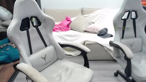 Snapshot of sunny1girl chatting on September 2025 09:05:02 PM Alice and Sergey online show from September 2025 09:05:02 PM