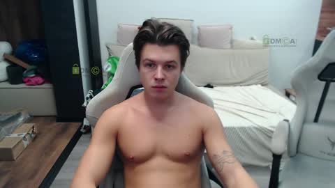 Snapshot of sunny1girl chatting on November 2025 07:09:02 AM Alice and Sergey online show from November 2025 07:09:02 AM