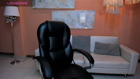 Snapshot of sunnyrivers_ chatting on February 2025 11:01:02 AM Sunny Rivers online show from February 2025 11:01:02 AM