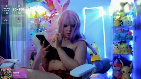     RAVENCLAU GIRL  online show from December 2024 04:07:02 AM