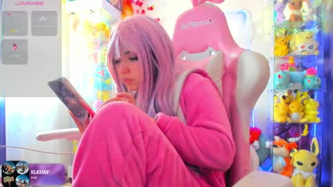     RAVENCLAU GIRL  online show from January 2025 05:17:02 PM