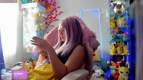     RAVENCLAU GIRL  online show from February 2025 09:42:02 PM