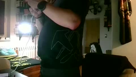 sunr1sa online show from October 2025 05:13:01 PM