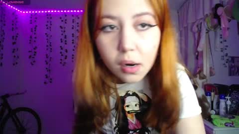 Snapshot of sunset_pienk chatting on October 2025 03:05:01 AM Sunset online show from October 2025 03:05:01 AM