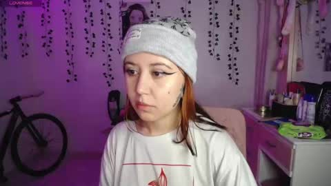 Snapshot of sunset_pienk chatting on October 2025 03:40:01 AM Sunset online show from October 2025 03:40:01 AM